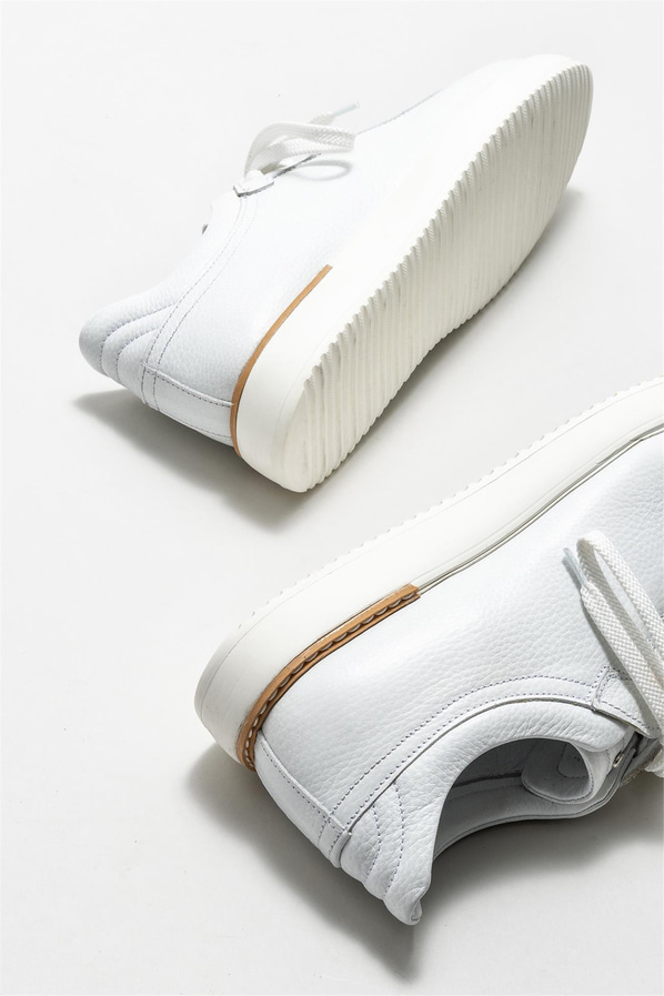 Beyaz deri erkek günlük ayakkabı, rahat kullanım için - Elle Shoes