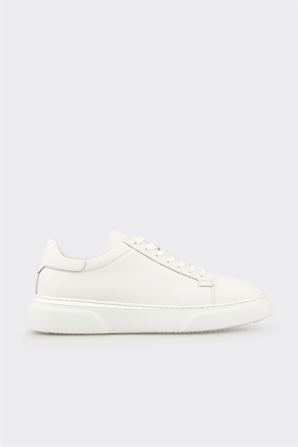 Beyaz deri erkek günlük ayakkabı, günlük kullanım için - Elle Shoes
