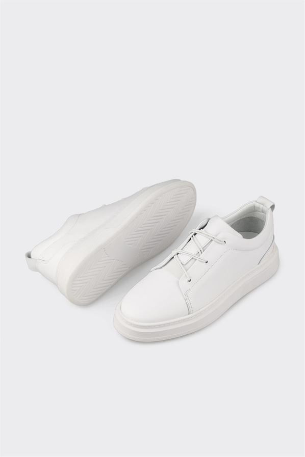 Beyaz deri simli erkek günlük ayakkabı, rahat kullanım için - Elle Shoes