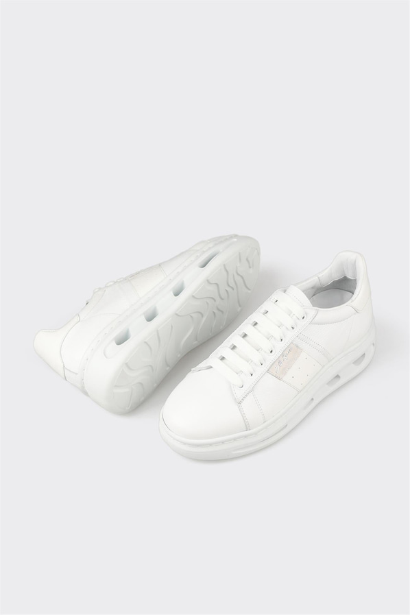 Beyaz deri örgü dokulu erkek spor ayakkabı, rahat kullanım için - Elle Shoes