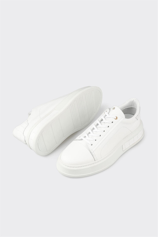Beyaz deri erkek spor ayakkabı, rahat kullanım için - Elle Shoes
