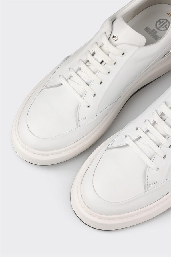 Beyaz deri erkek spor ayakkabı, rahat kullanım için - Elle Shoes