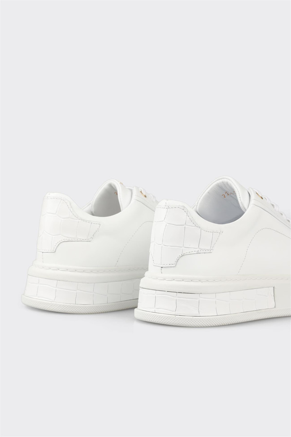 Beyaz deri erkek spor ayakkabı, rahat kullanım için - Elle Shoes