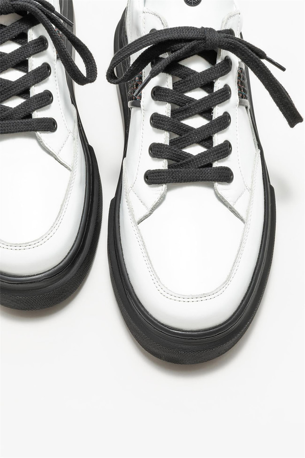 Beyaz deri erkek spor ayakkabı - Elle Shoes