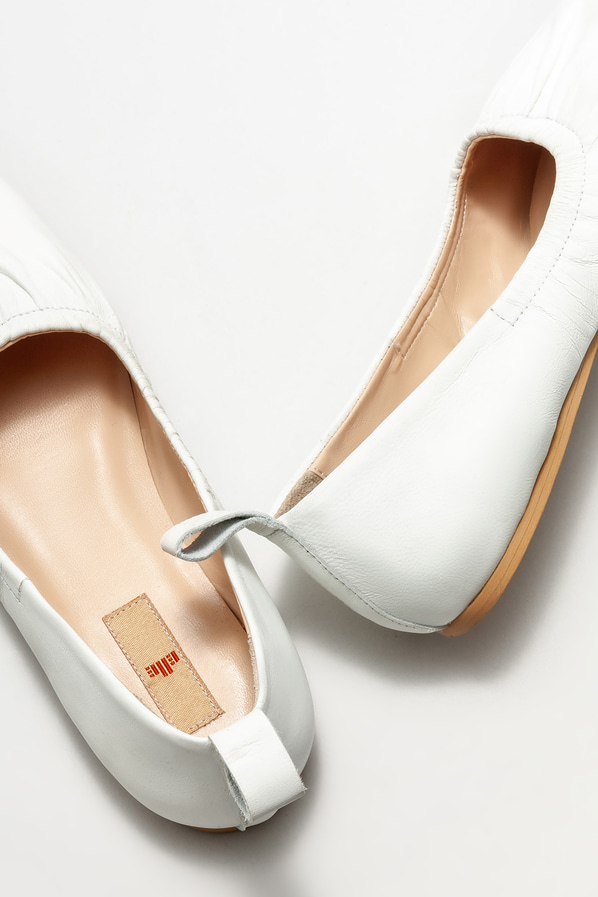 Beyaz deri kadın babet - Elle Shoes