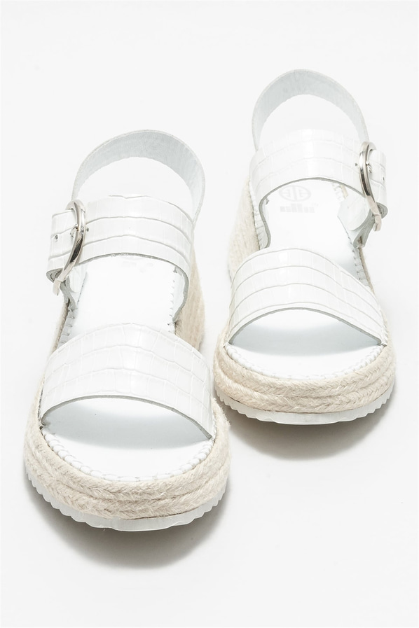 Beyaz deri dolgu topuklu kadın sandalet - Elle Shoes