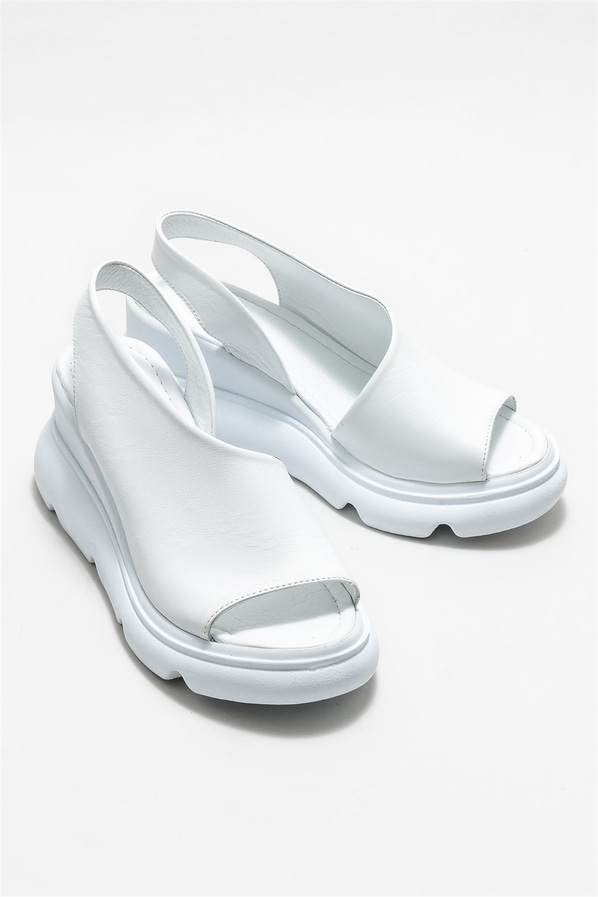 Beyaz deri dolgu topuklu kadın sandalet - Elle Shoes