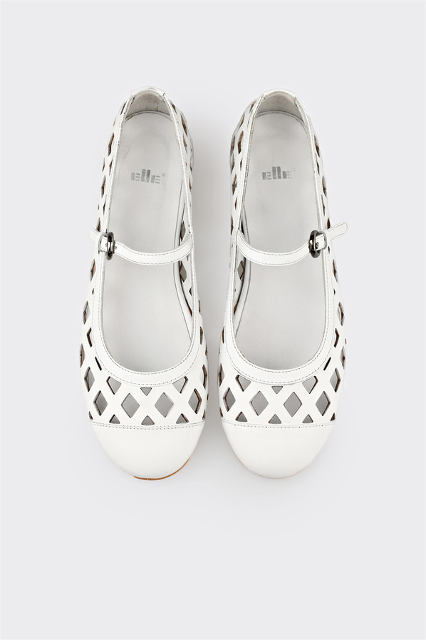 Beyaz deri bantlı kadın babet, rahat kullanım için - Elle Shoes