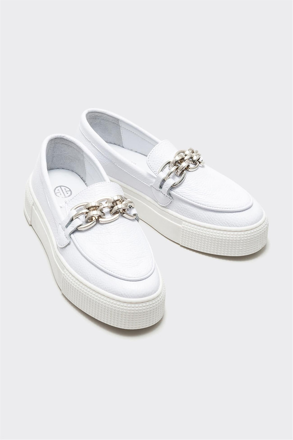 Beyaz deri kadın düz ayakkabı, günlük kullanım için - Elle Shoes