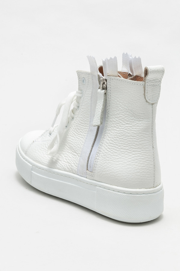 Beyaz deri kadın bot, günlük kullanım için - Elle Shoes