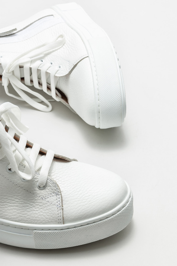 Beyaz deri kadın bot, günlük kullanım için - Elle Shoes