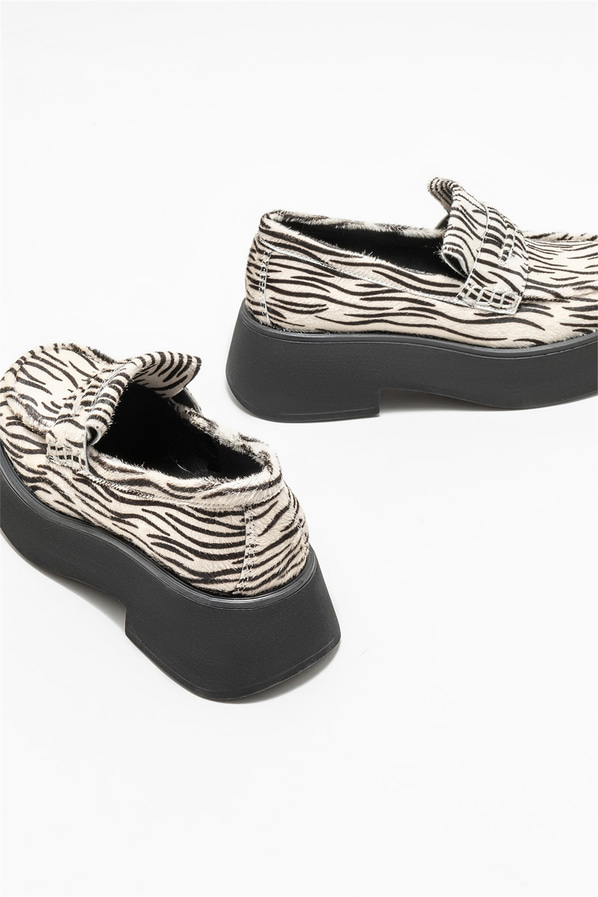 Beyaz deri kadın loafer - Elle Shoes