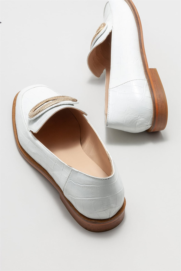 Beyaz deri kadın loafer - Elle Shoes