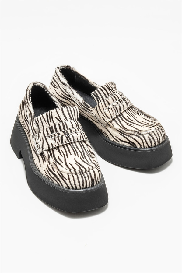 Beyaz deri kadın loafer - Elle Shoes