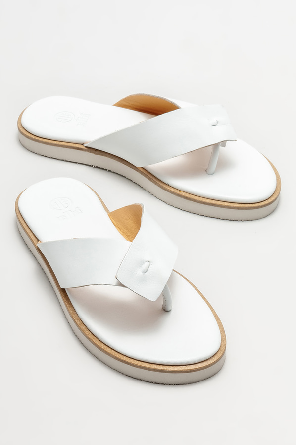 Beyaz deri kadın terlik - Elle Shoes