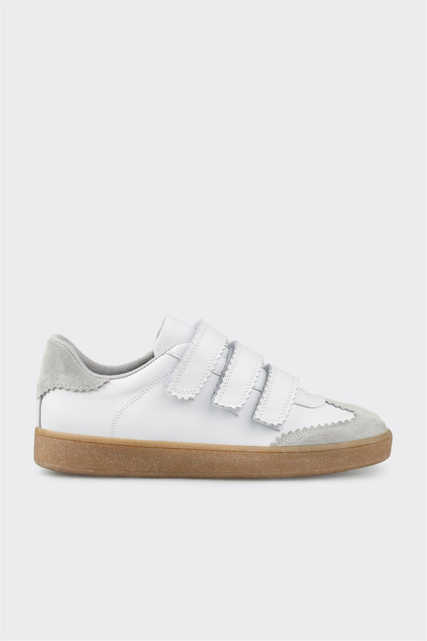Beyaz deri kadın sneaker, rahat kullanım için - Elle Shoes