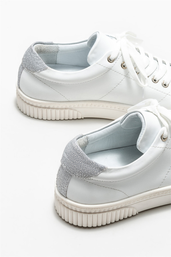 Beyaz deri kadın sneaker - Elle Shoes