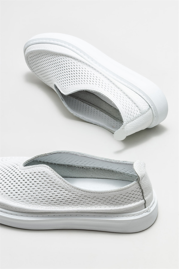 Beyaz deri kadın spor ayakkabı - Elle Shoes