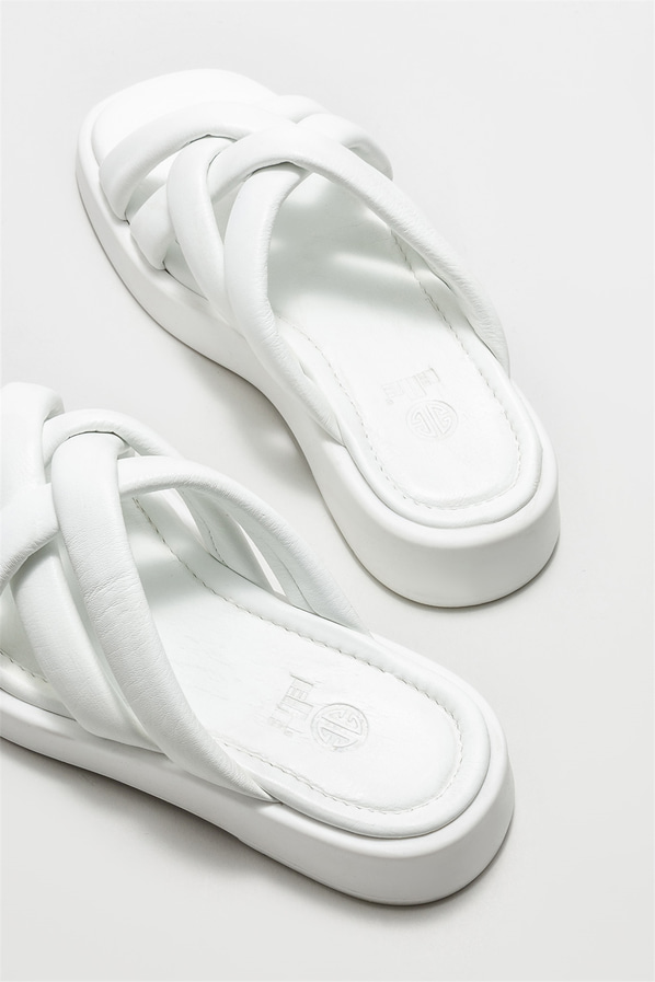 Beyaz deri kadın düz terlik - Elle Shoes