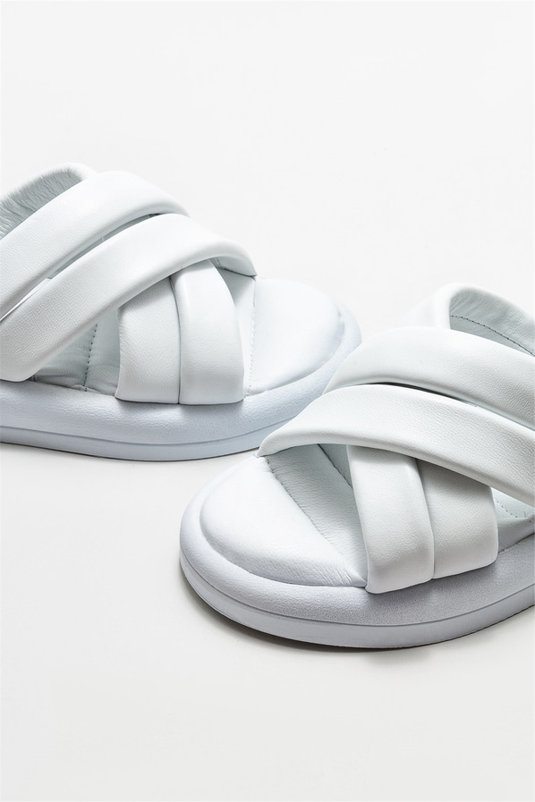 Beyaz deri kadın düz terlik - Elle Shoes