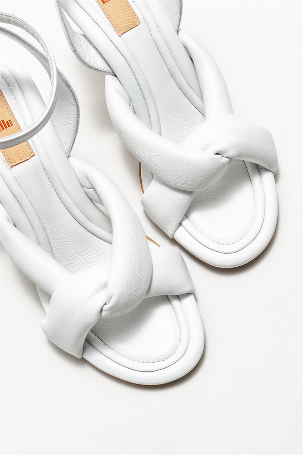 Beyaz deri topuklu kadın sandalet - Elle Shoes