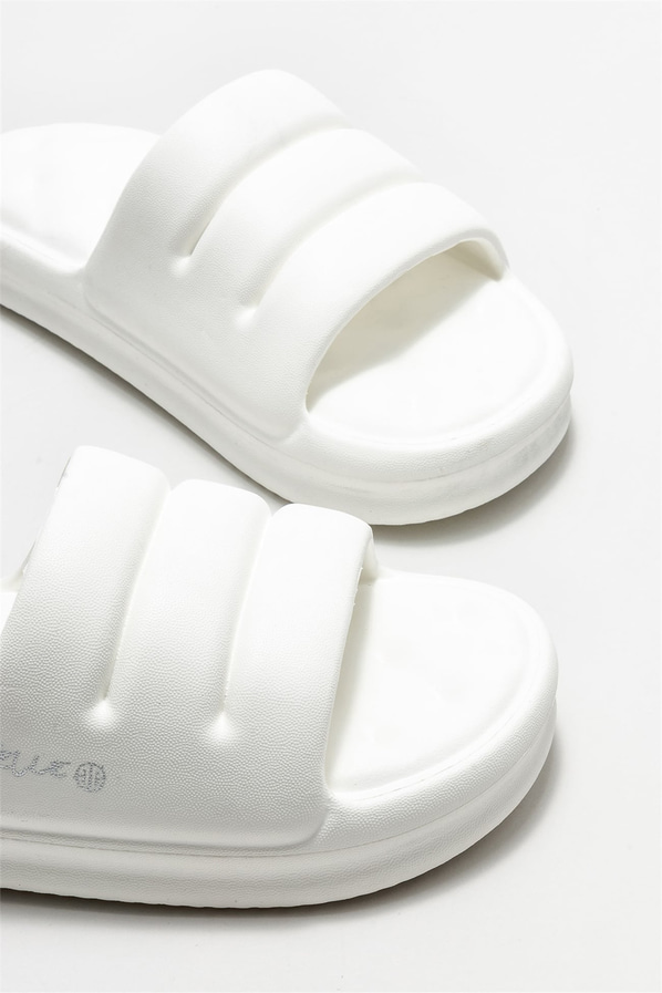 Beyaz düz kadın terlik - Elle Shoes