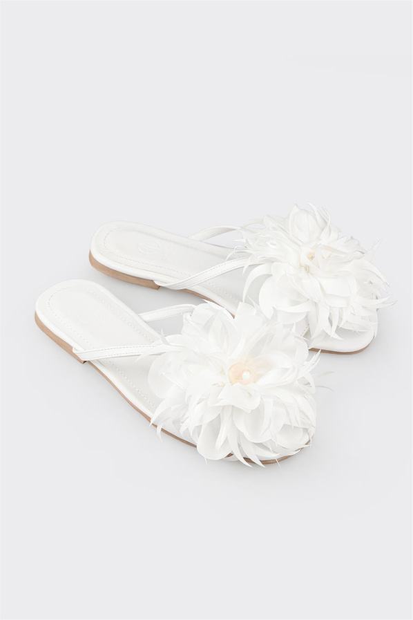 Beyaz düz kadın terlik - Elle Shoes