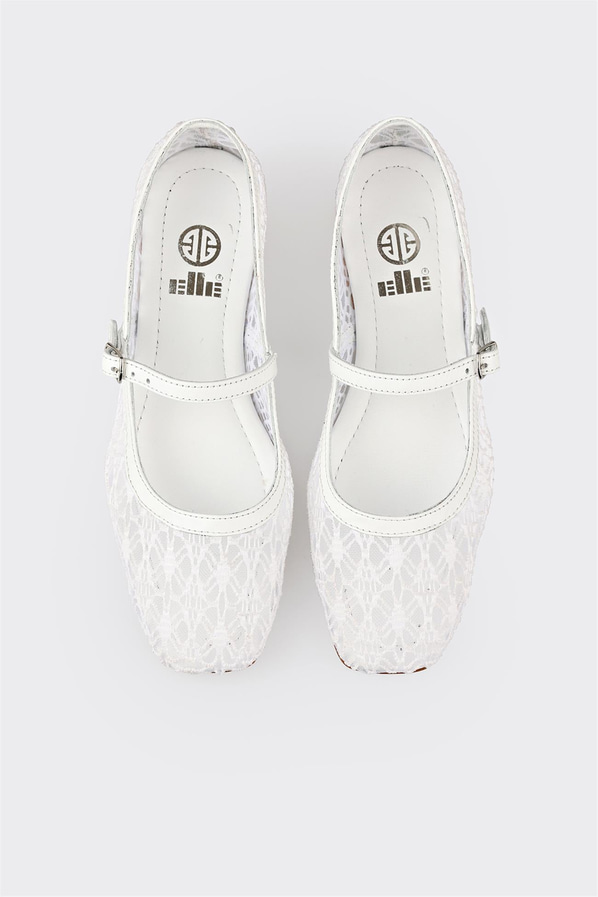 Beyaz kadın babet, rahat kullanım için - Elle Shoes