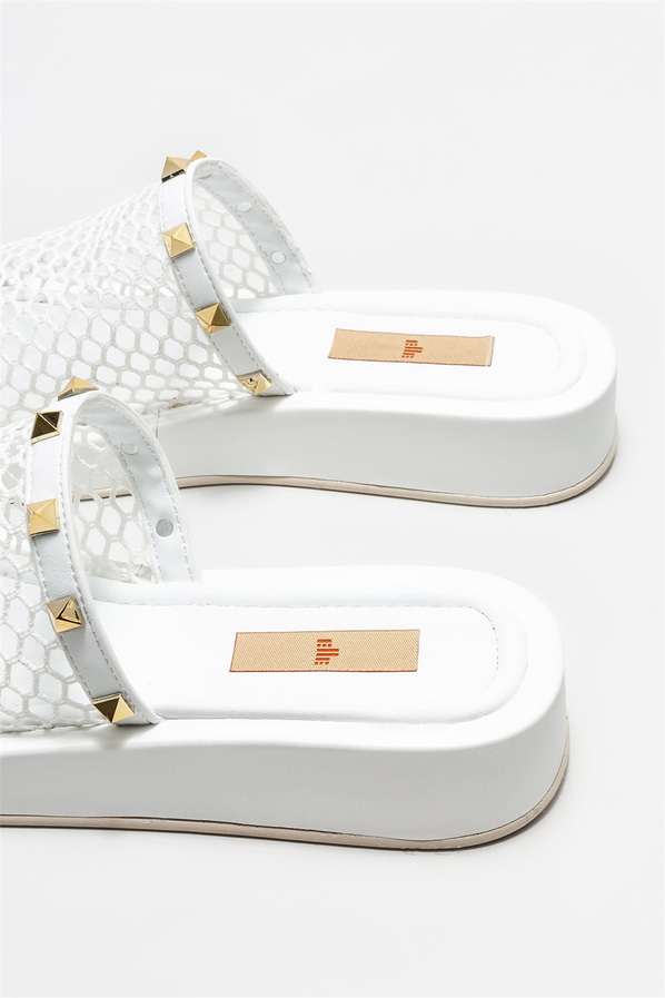 Beyaz kadın düz terlik, günlük kullanım için - Elle Shoes