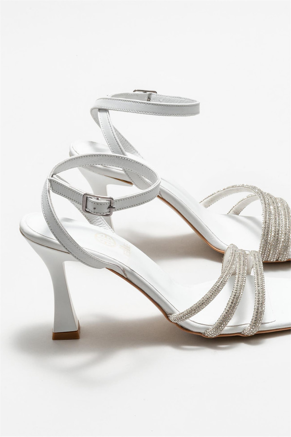 Beyaz simli topuklu kadın sandalet - Elle Shoes