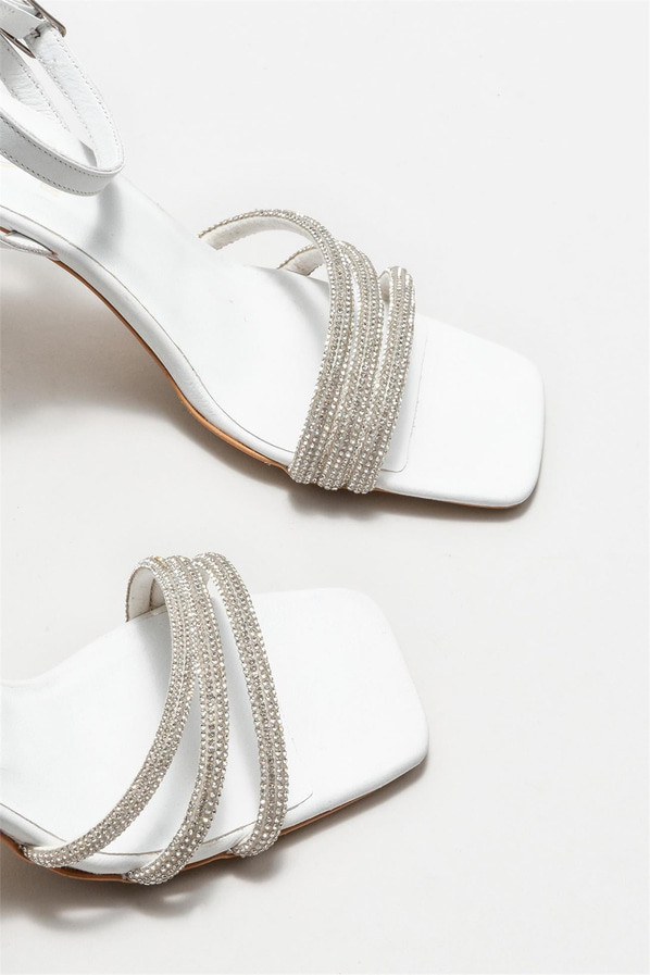 Beyaz simli topuklu kadın sandalet - Elle Shoes