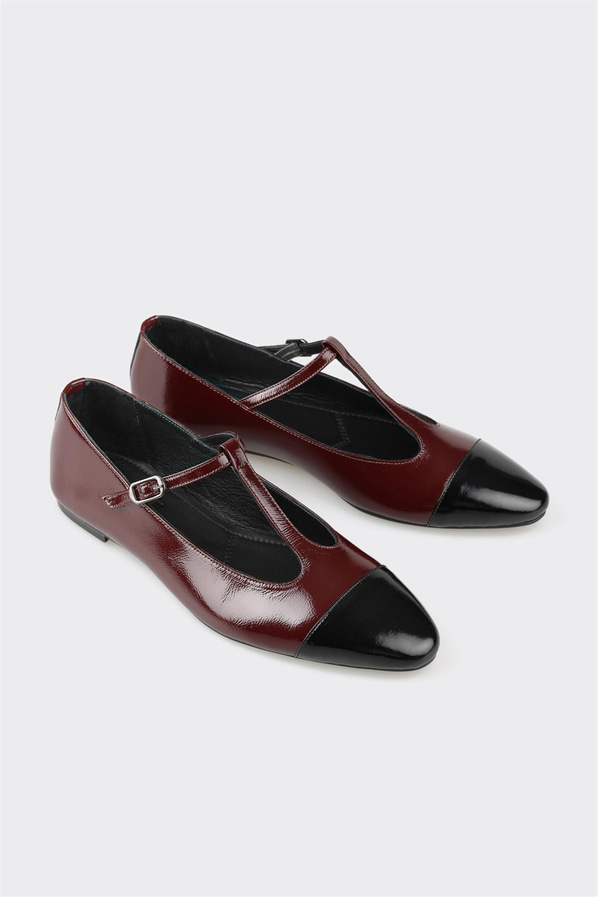Bordo deri kadın babet, günlük kullanım için - Elle Shoes