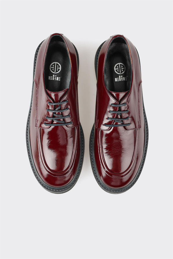 Bordo deri kadın ayakkabı, günlük kullanım için - Elle Shoes