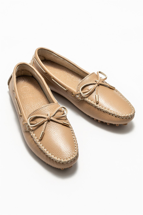 Camel deri kadın loafer, günlük kullanım için - Elle Shoes