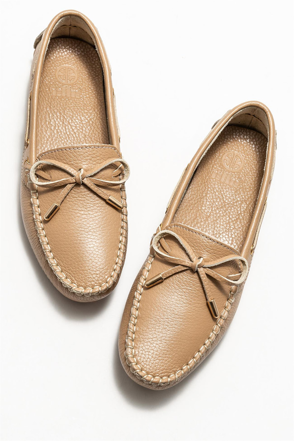 Camel deri kadın loafer, günlük kullanım için - Elle Shoes