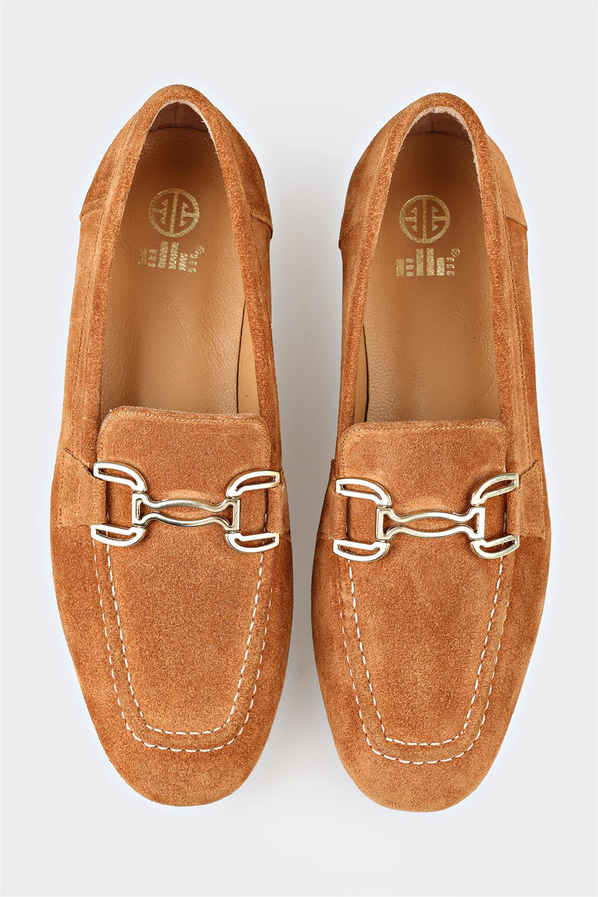 Camel deri ve süet metalik kadın loafer, klasik stil için - Elle Shoes