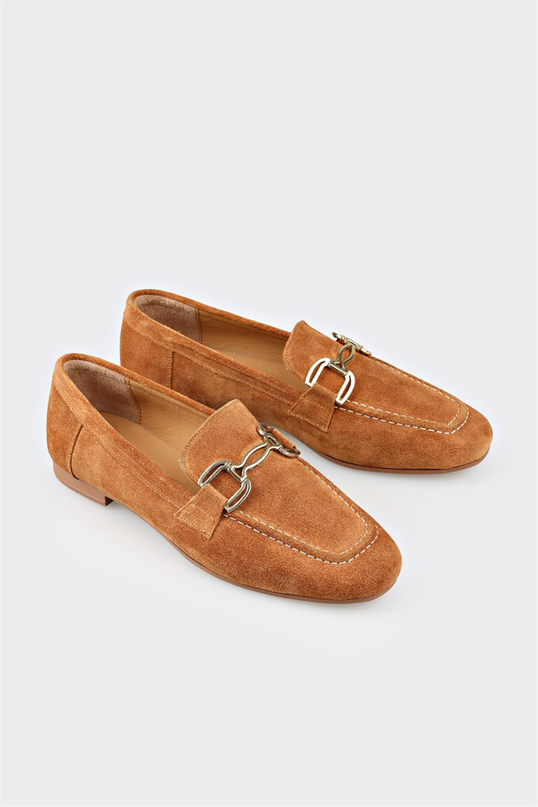 Camel deri ve süet metalik kadın loafer, klasik stil için - Elle Shoes