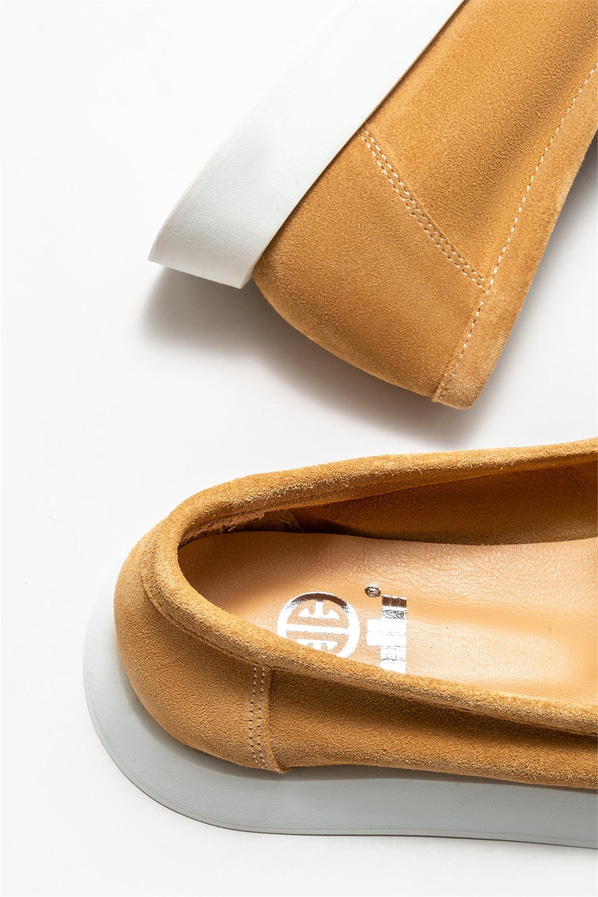 Camel deri kadın loafer, rahat kullanım için - Elle Shoes