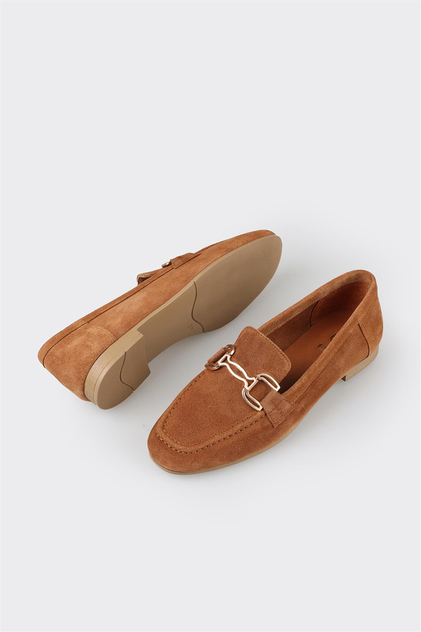 Camel deri ve süet metalik kadın loafer, klasik stil için - Elle Shoes