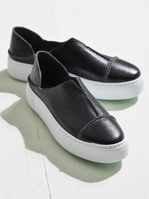Siyah deri kadın spor ayakkabı - Elle Shoes