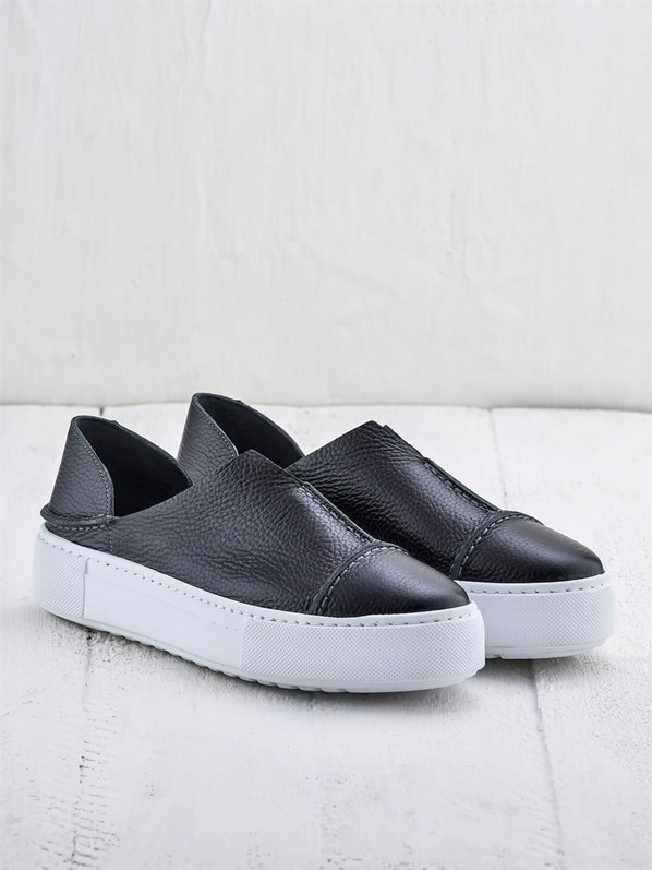 Siyah deri kadın spor ayakkabı - Elle Shoes