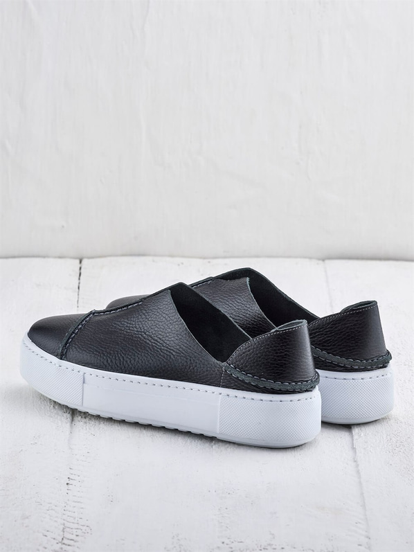 Siyah deri kadın spor ayakkabı - Elle Shoes