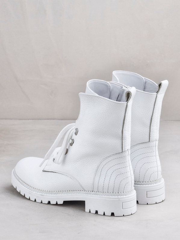Beyaz deri kadın bot - Elle Shoes
