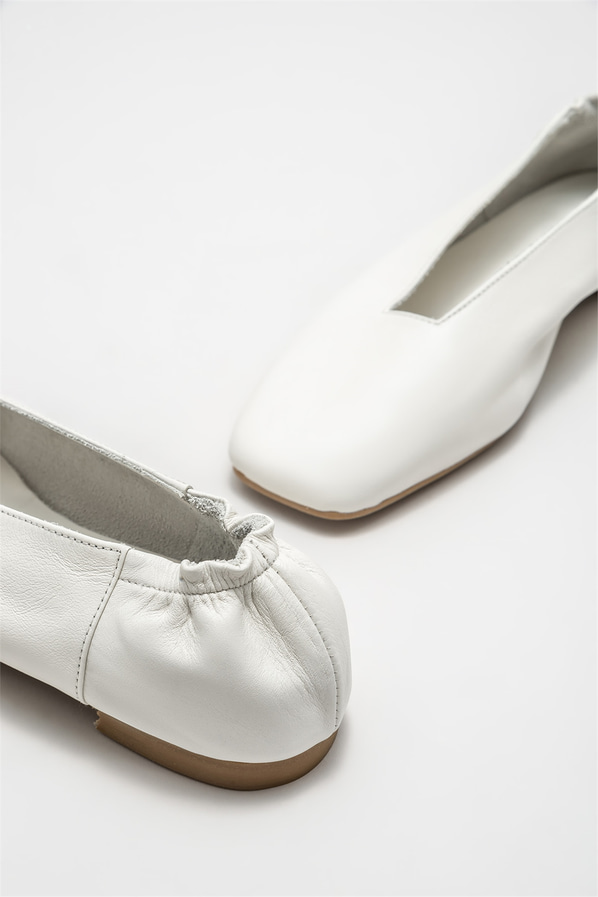 Ekru deri kadın babet - Elle Shoes