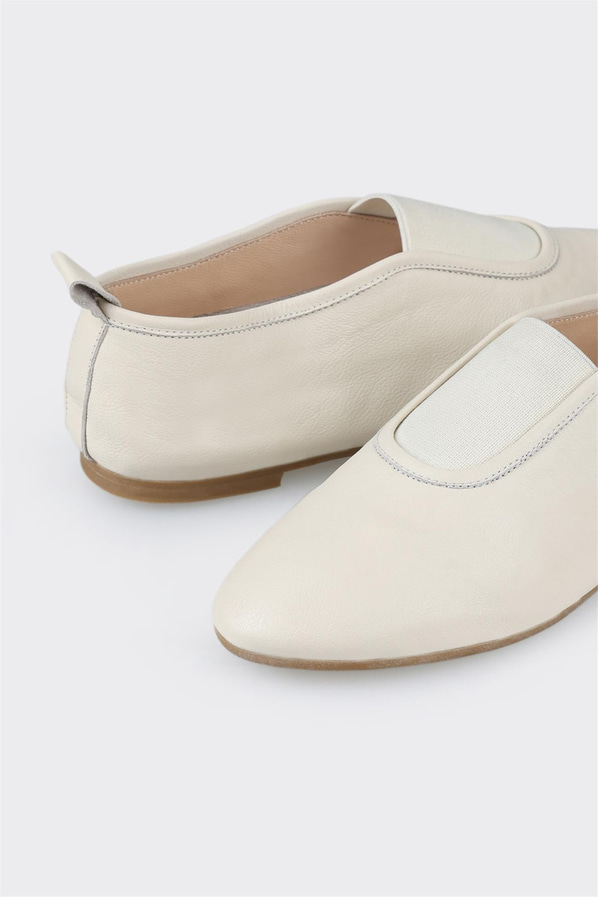 Ekru deri kadın babet - Elle Shoes
