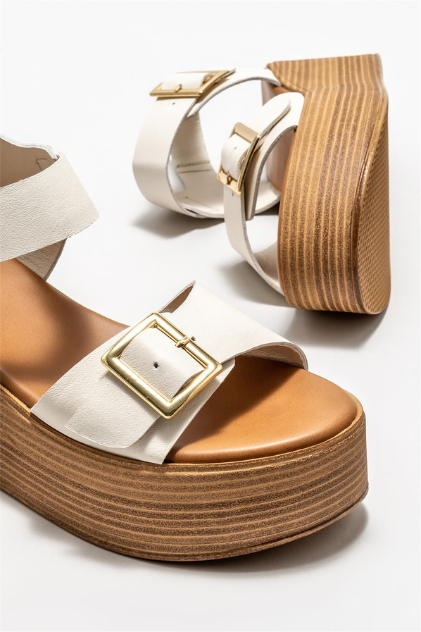 Ekru deri dolgu topuklu kadın sandalet - Elle Shoes