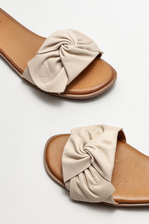 Ekru deri düz kadın terlik - Elle Shoes
