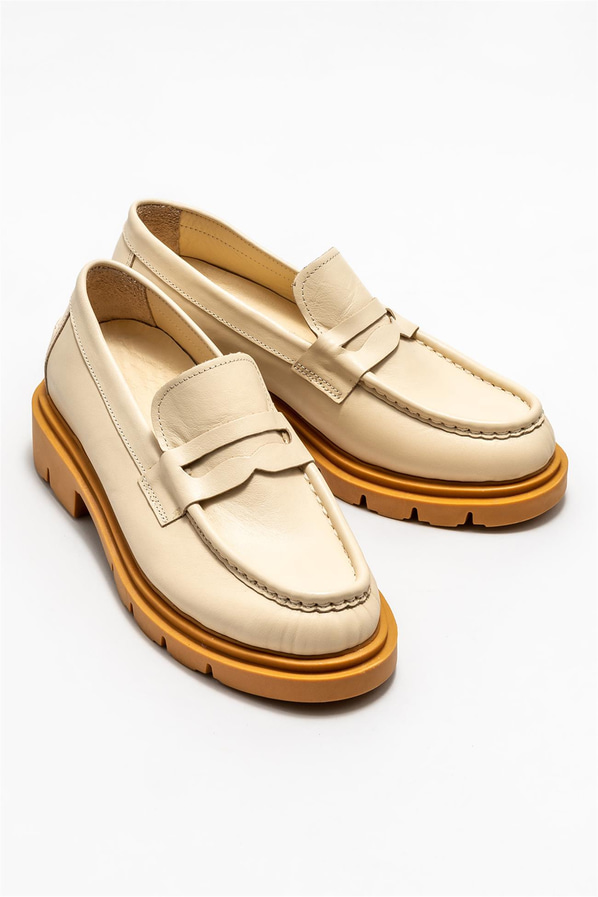 Ekru deri kadın loafer - Elle Shoes