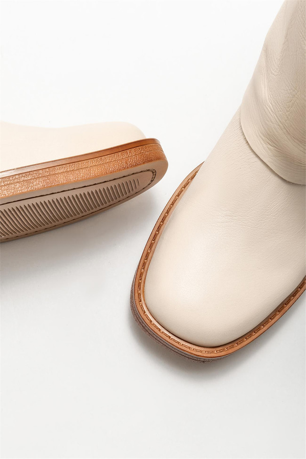 Ekru deri topuklu kadın çizme - Elle Shoes