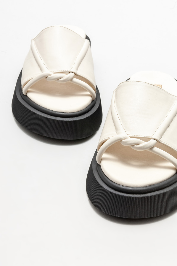 Ekru dolgu topuklu kadın terlik - Elle Shoes